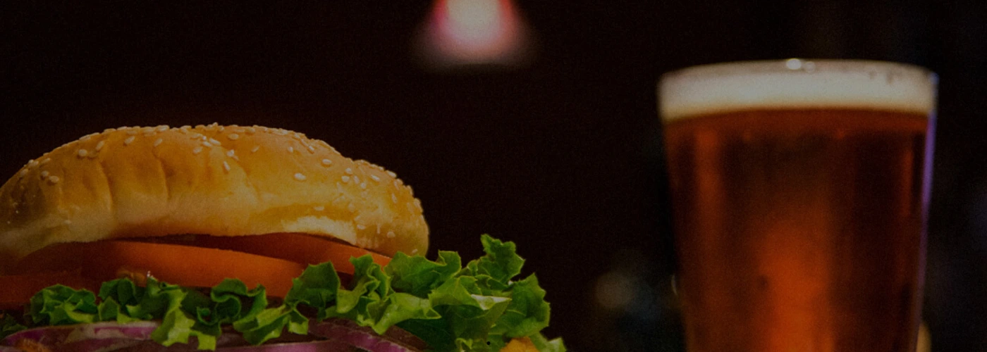 Food, Drinks and Live Music